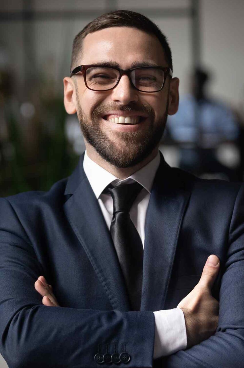 https://sheepbar.com.br/wp-content/uploads/2020/08/team_05-850x1280.jpg